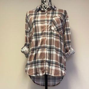 New Eden & Olivia Women’s Plaid Flannel Button Down Top./Size:S